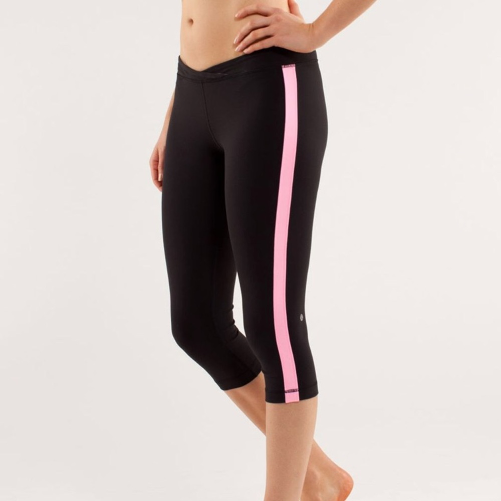 Lululemon Strike Tight Crop Leggings Size 4